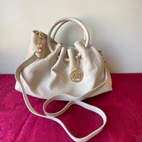 Rare Michael Kors crossbody bag Great condition - Picture 2 of 4